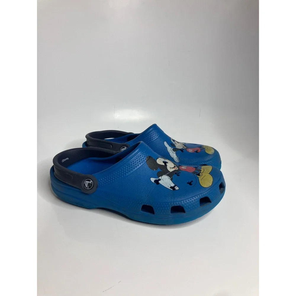 CROCS classic clogs